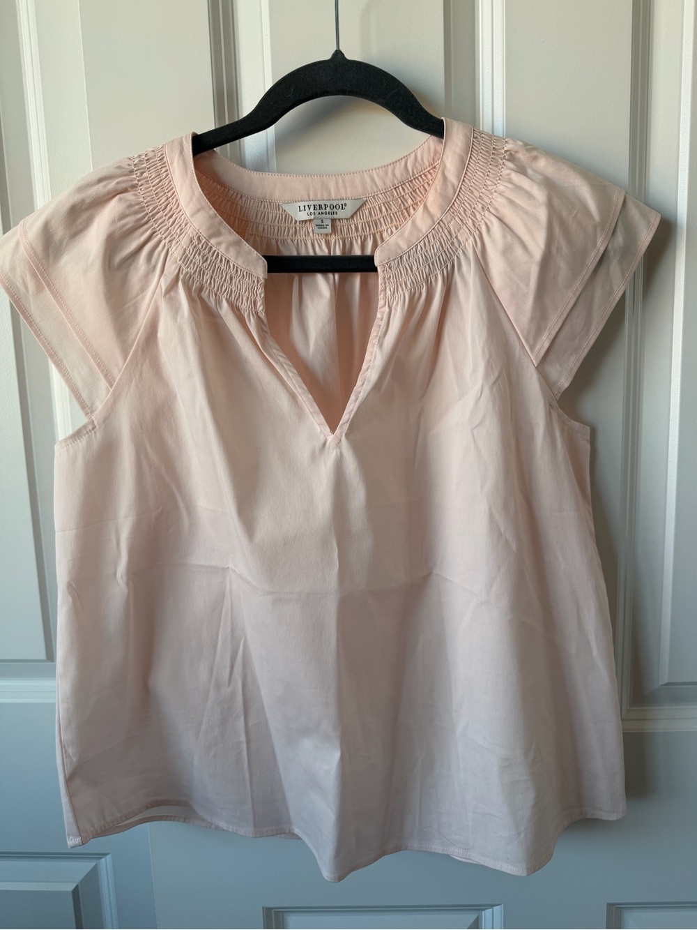 Liverpool Los Angeles Blush Pink Smocked Flutter Sleeve Blouse Size S